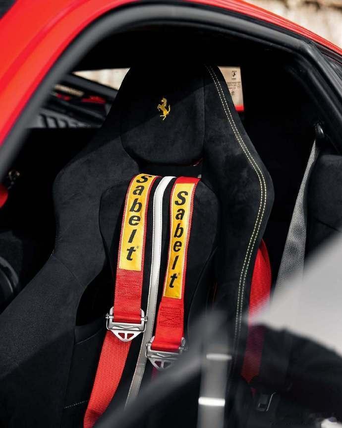 Ferrari 488 Pista 真的太让人上头了！它本应叫 488 GTO，