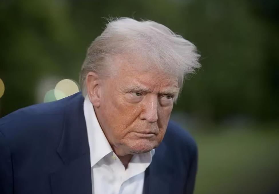 前脚美国刚在海上抢了中国石油、扣了咱的船，后脚中国就朝美国军工企业挥出制裁大棒—