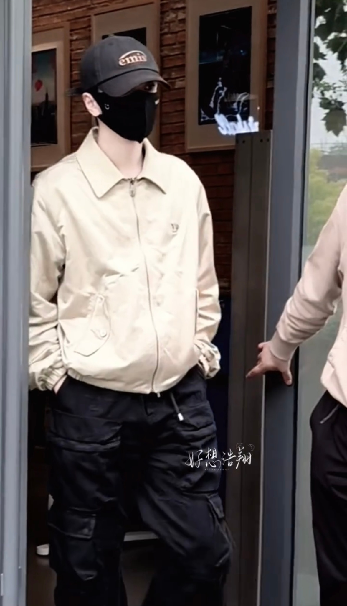 我哥帅成啥了… 插兜直视，攻的要命啊 