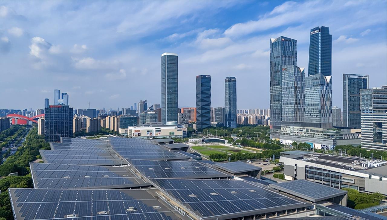 多地两会密集部署绿色低碳转型，绿色经济转型迈入系统推进新阶段

近期，各地陆续召