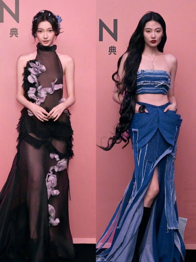 易梦玲这是做啥了 居然一下子脸变小了 ​ ​​​