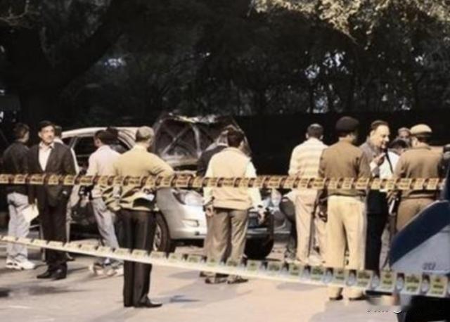 1982年驻莫桑比克使馆惊天血案！翻译唐健生蓄意行凶致9人遇难，真相曝光后令人唏