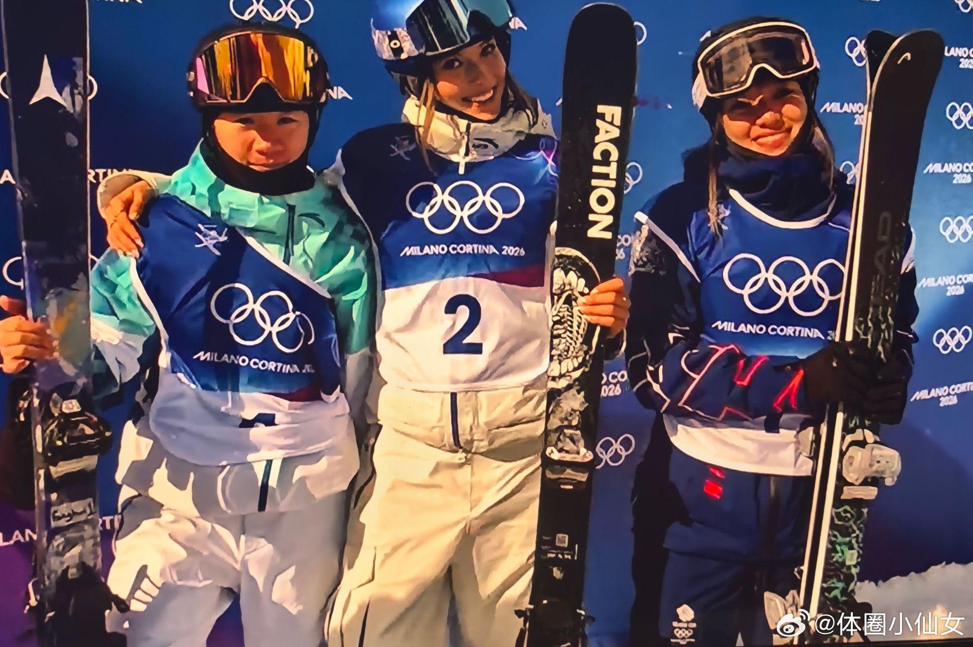李方慧银牌一金一银，史上大突破！庆祝谷爱凌，李方慧，幸福来得太突然了！体育大拜年