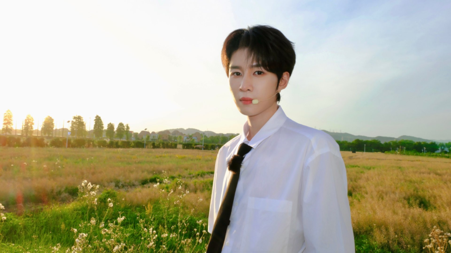 卓沅廿七千帆顺 百瑞昭鸿图 💜 卓沅0616生日快乐没有人可以规定风的形状没有