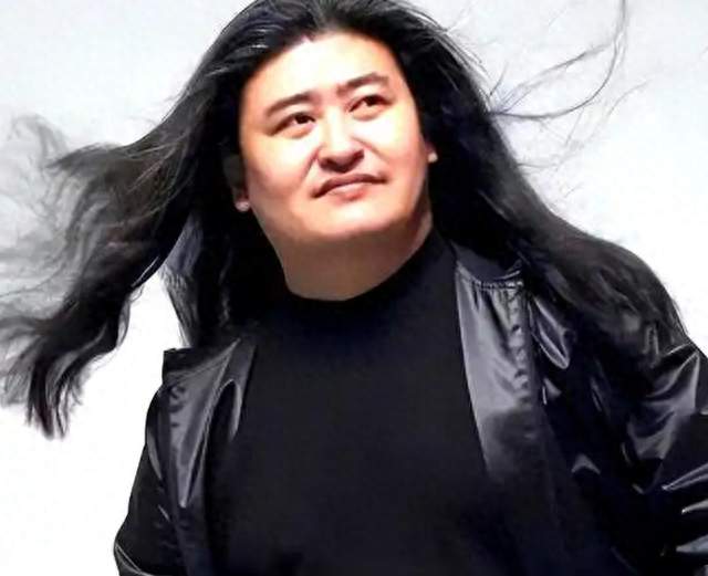 歌手刘欢，在家人陪伴下病逝，享年63岁