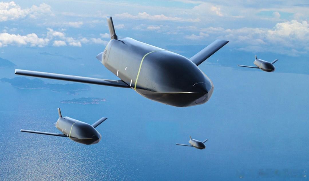 【#兵器欣赏#：#军事科技#   美国AGM-158C（LRASM）远程反舰导弹