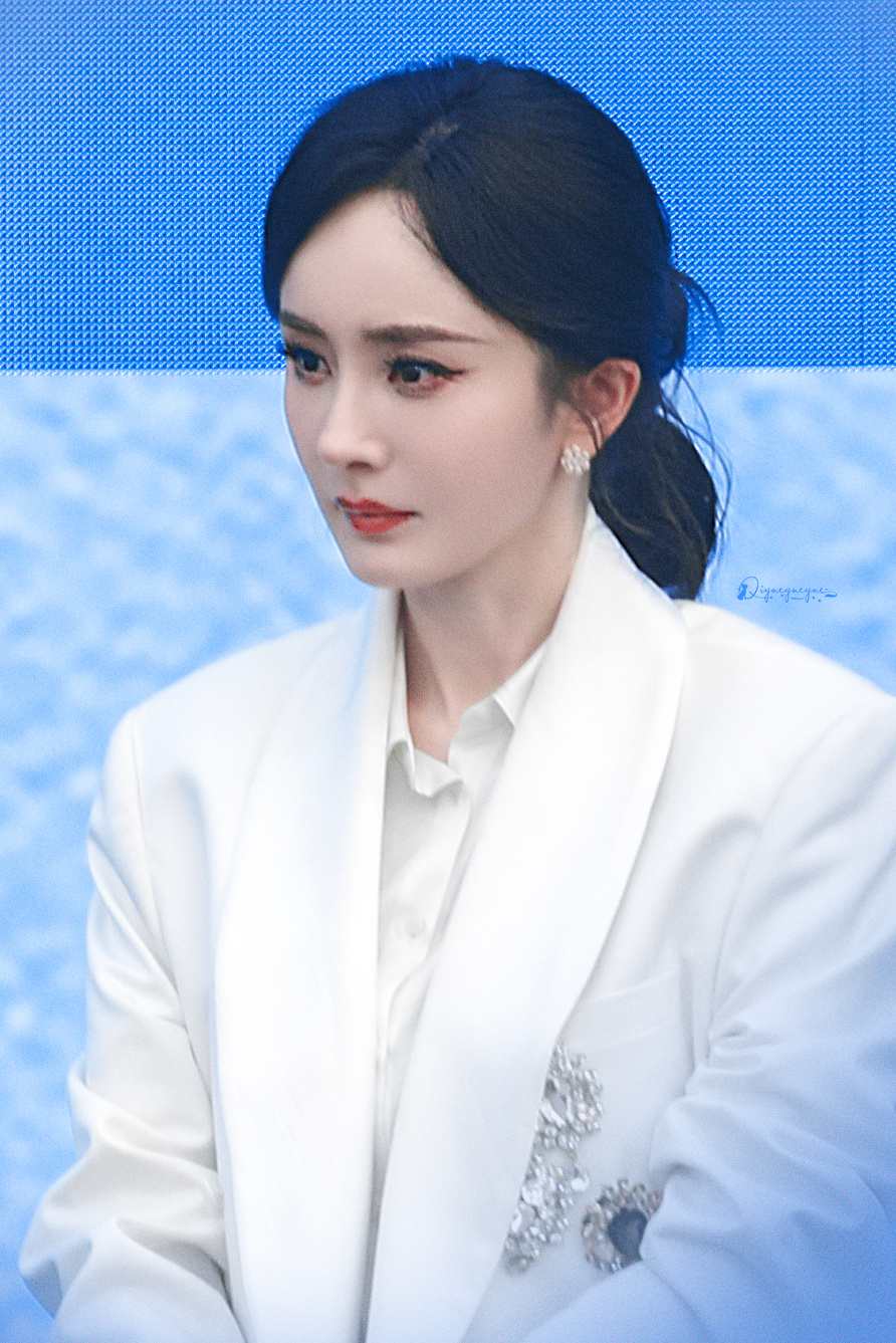 260523 君乐宝 石家庄你好，我的春天[微风]第99次我爱她杨幂白色西装特别