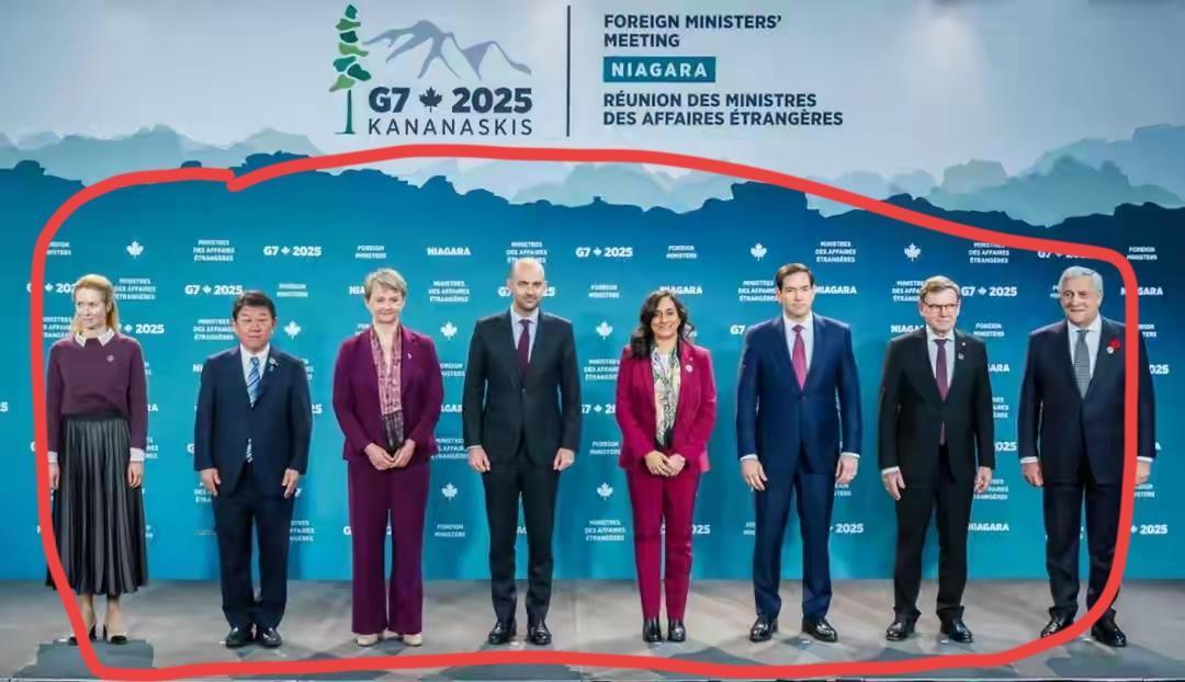 8家到底缺了哪一家？换了一个马甲又想来欺负咱们国家，一百年前他们拿着枪炮闯入我国