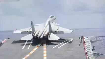 日本侦察机贴脸挑衅山东舰，歼 15 一句话镇住：你转个弯都逃不出我导弹射程

这