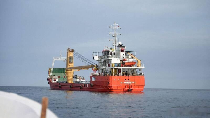 伊朗态度出现松动？传拟部分开放霍尔木兹海峡缓解航运危机海外新鲜事美以伊冲突 据消