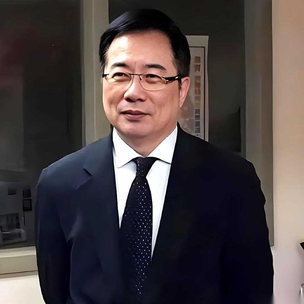 真的，看有些人急眼的样子，特别有意思。
就像那种活在自己世界里的大爷，全世界都用