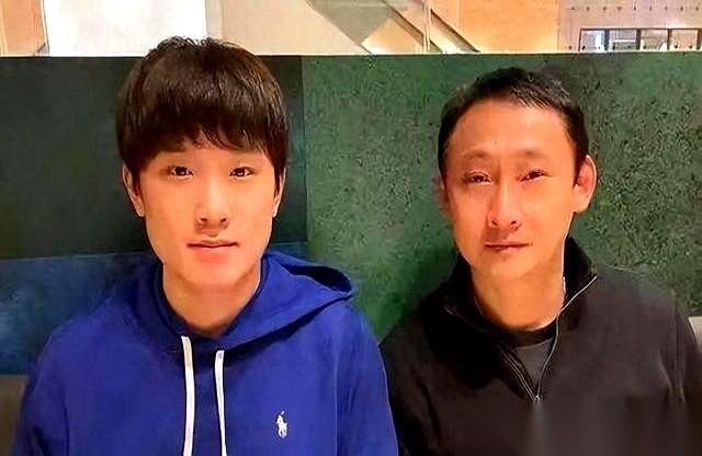 刚看到个消息，给我CPU干烧了。
张本智和的爹，回来了。回哪儿了？回四川成都，当