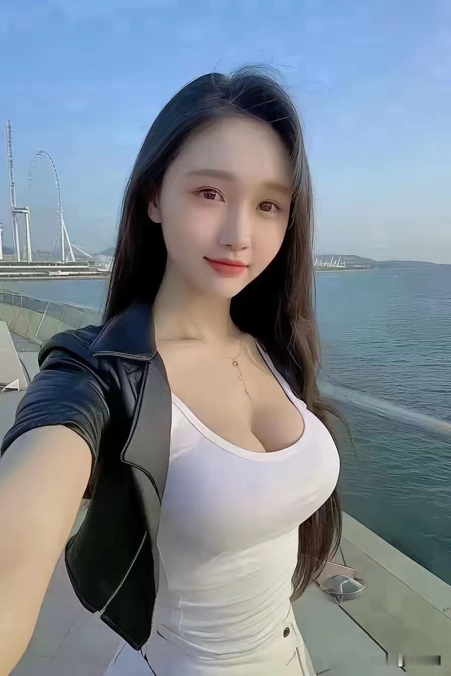 不论什么行业，颜值高的人，做起来就比普通人容易。

现在直播的，拍视频的，颜值高
