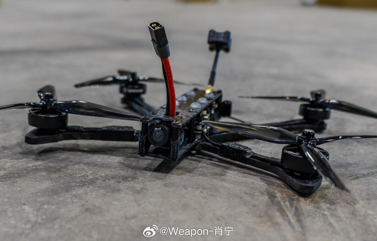 烽火问鼎计划每天认识一件兵器 未来作战，一个指挥官一天需要消耗多少FPV无人机呢