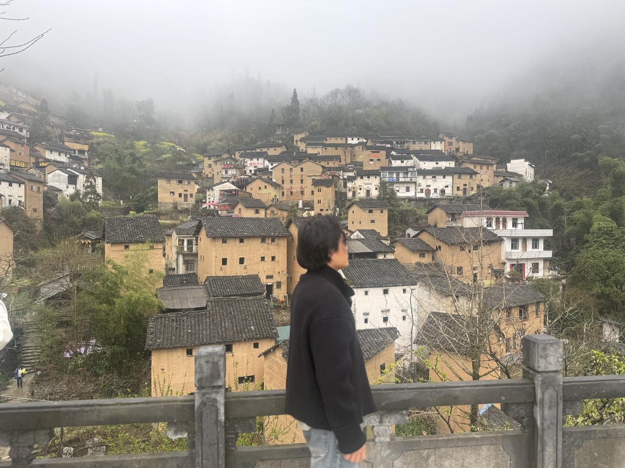 相由心生：中年以后，你的长相，就是你灵魂最真实的模样

有人说，30岁前的脸是父