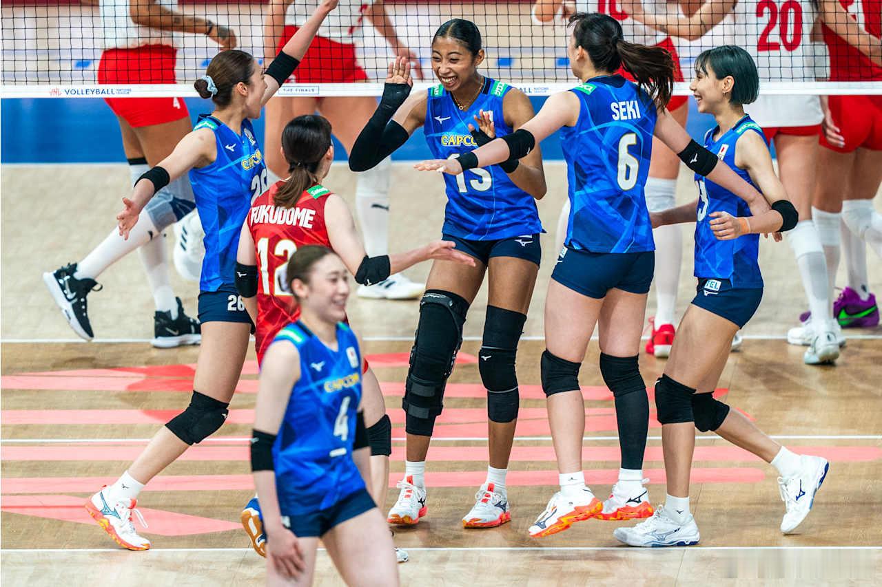 日本女排3比2土耳其女排 (25-21，16-25，25-20，22-25，15