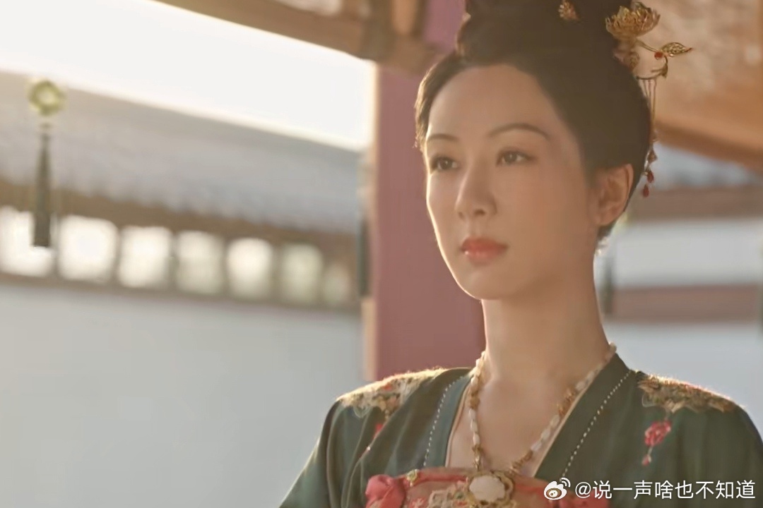 杨紫何惟芳 我哭了我装的 让我康康谁在装[doge][doge][doge][d