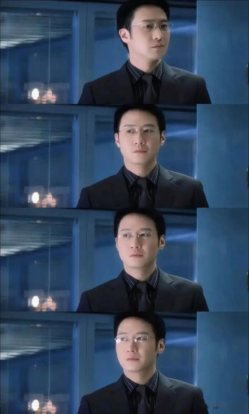 蔡康永：有传言说你不爱笑，是因为你不喜欢自己的牙齿？
黎明：我也听过你的传言，他