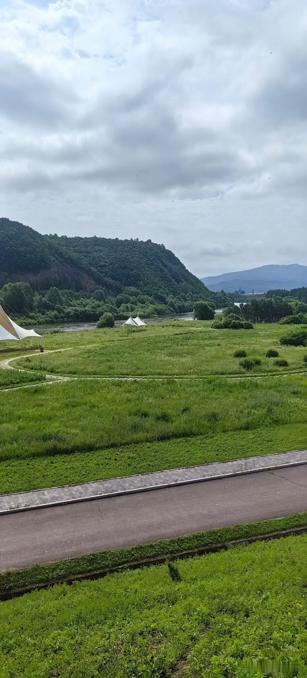 养好线粒体，悄悄放慢衰老脚步
 
明明年纪相仿，人与人的状态差距却格外明显。有的