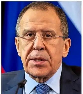 4 月 25 日，莫斯科突然甩出一记震碎全球政坛的 “重磅炸弹”！干了快 20 