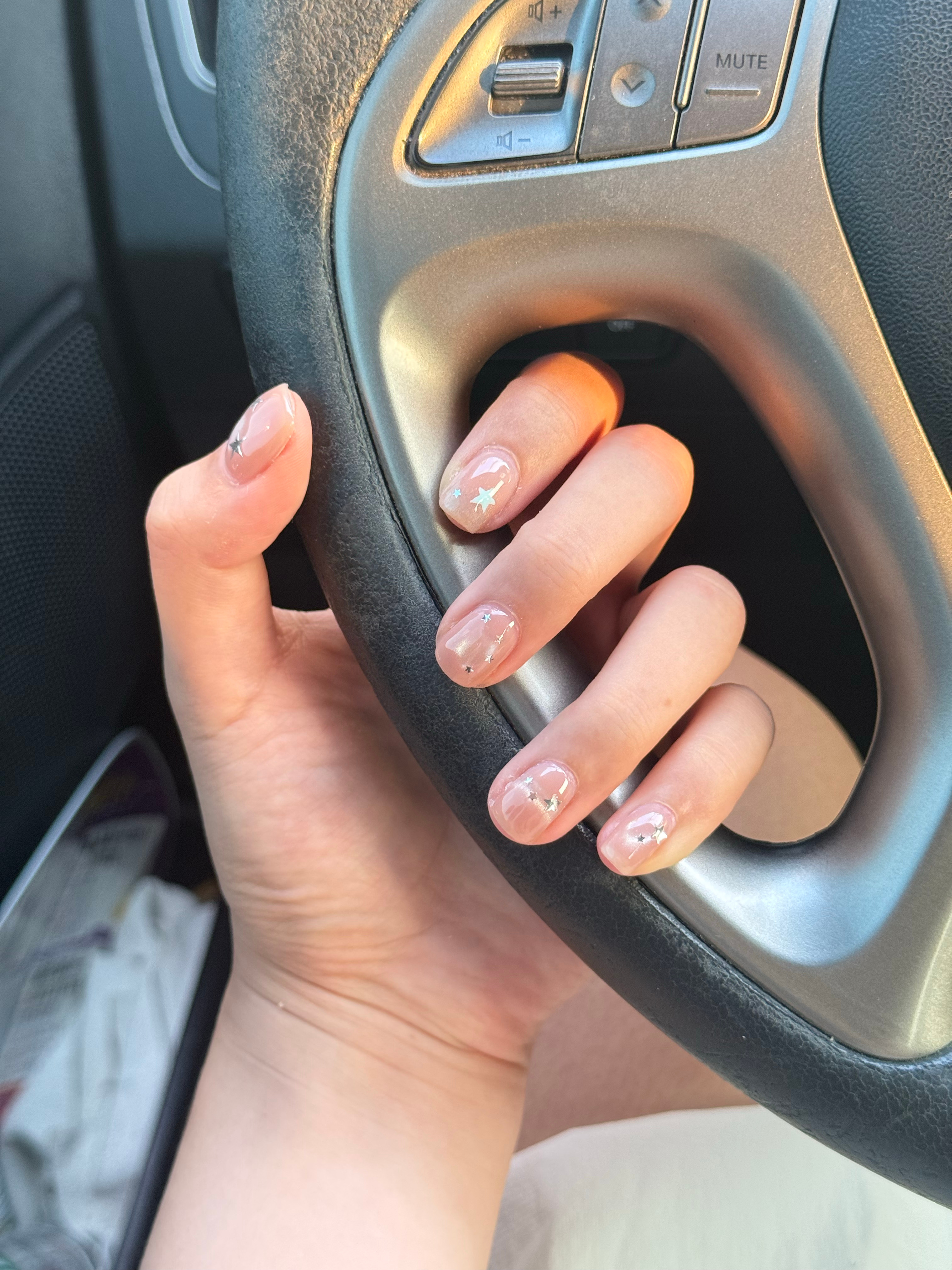【💅🏻38542】第一次做美甲50块钱有建构拜托宝宝们帮我看看还可以吗 