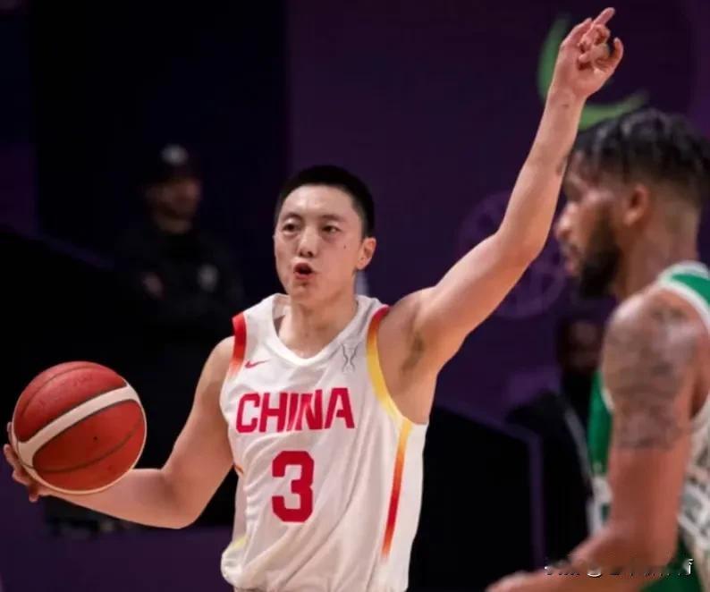 别再喷郭士强了！
本届亚洲杯，中国男篮主教练郭士强因为选人用人问题，一直备受外界