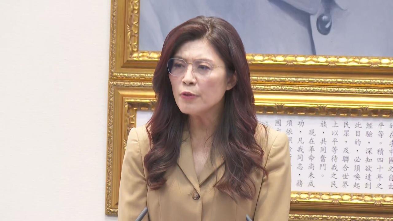 郑丽文访陆前干了一件让所有人都看不懂的事，她跑去找赖清德“汇报工作”，结果被冷落