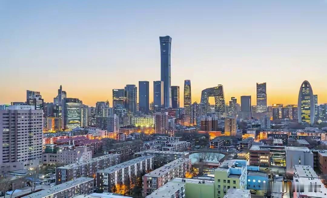 北京各大公园，对全国60岁以上老人免费开放
 
近日，北京重磅推出暖心民生新政，