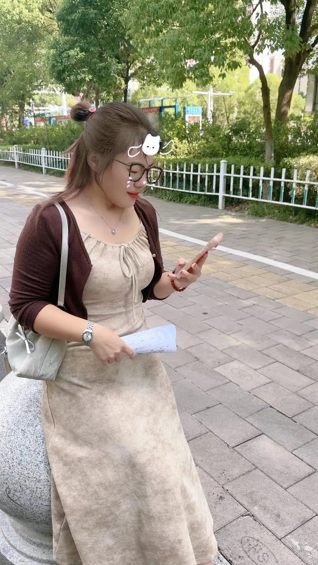 在六安考试，第一门考60分刚及格，多一分都不给我，我是真没想到啊，真的太难了😂