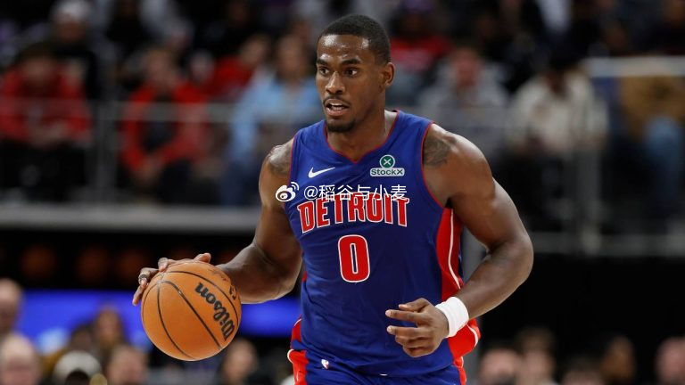 从杰伦-杜伦这赛季到目前为止的表现来看，说他是东部第一中锋应该都不为过吧？其他人