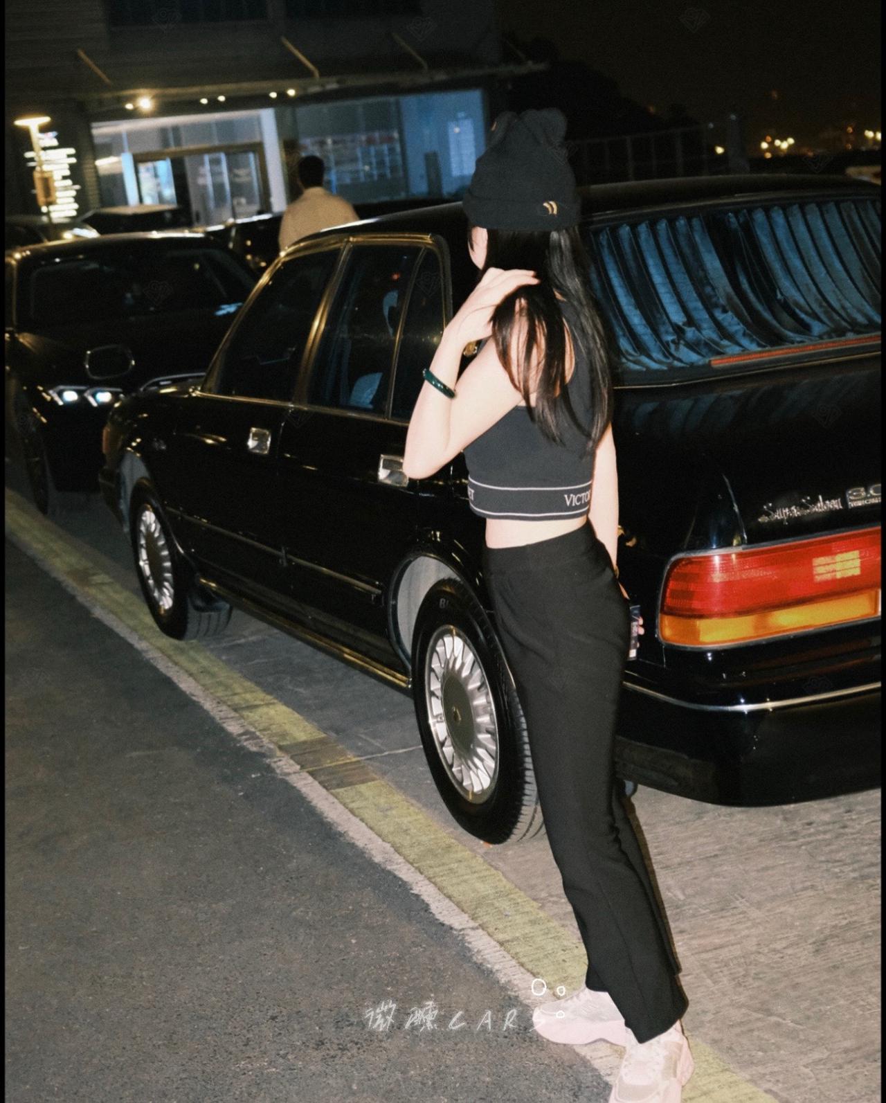 情怀老车 丰田皇冠133 复古港风 拍出电影感 内燃机的魅力