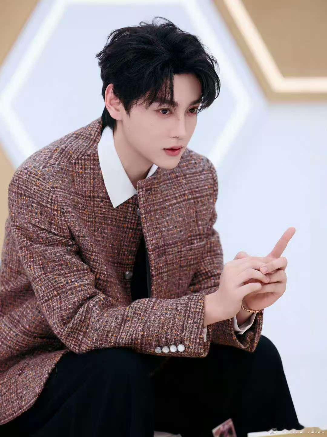 田栩宁独特艾琳，期待官宣，