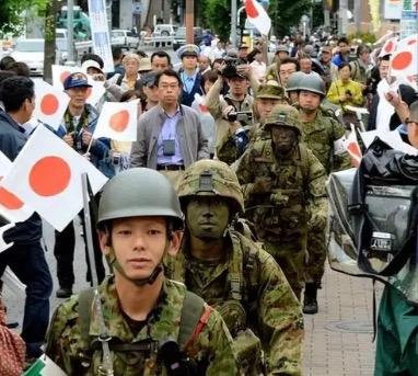 日本在赌？
 
如果中日发生战争，日本赌的是，如果赢了，那么日本彻底摆脱战败国的