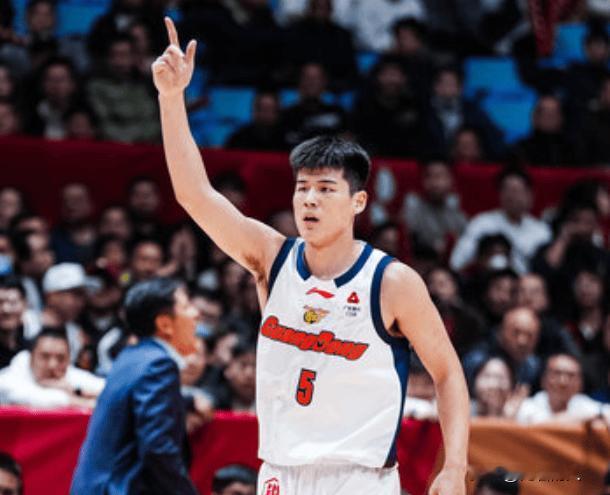 黑白矮之后广东又淘到两个宝贝，陈家政和王洪泽都打出来了




广东培养年轻人有