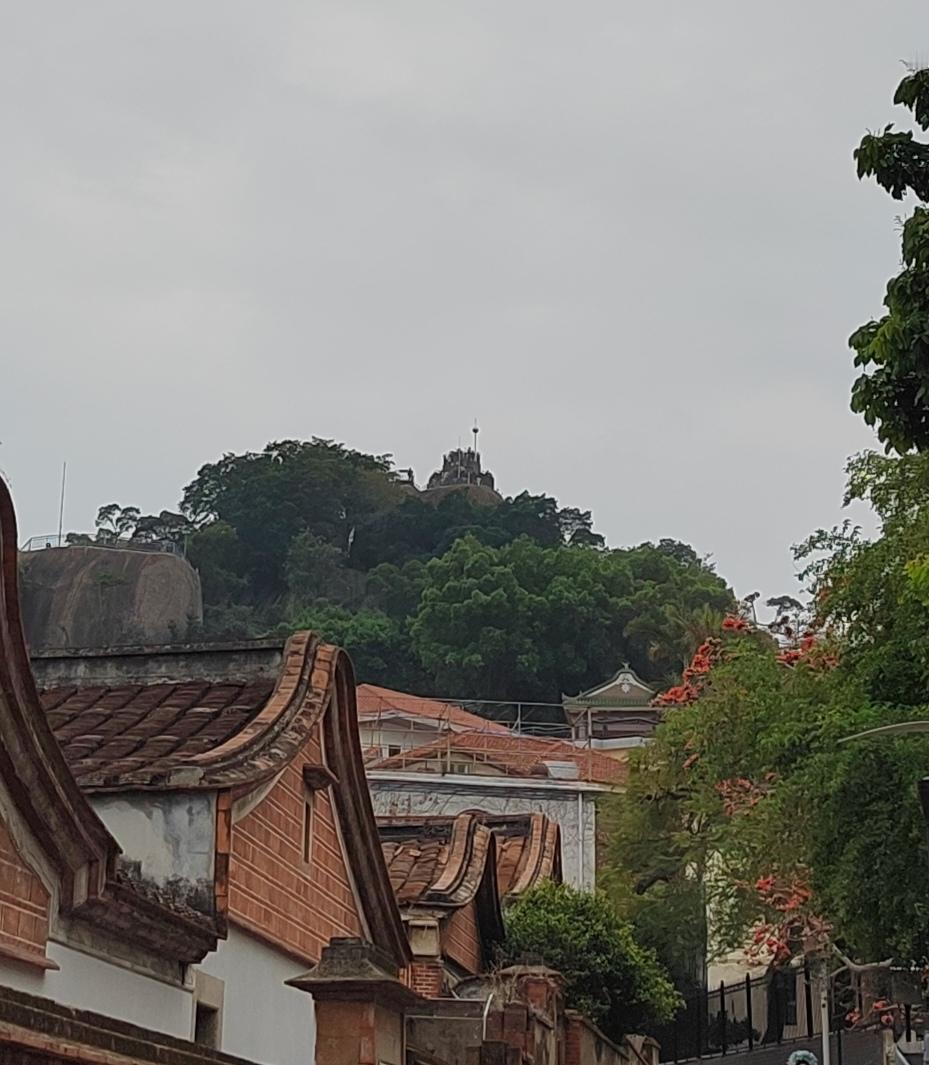 一夜知秋，在秋天，福州闽江沿岸的许多村庄都有做“半旦”的习俗。从懂事至今，这已然