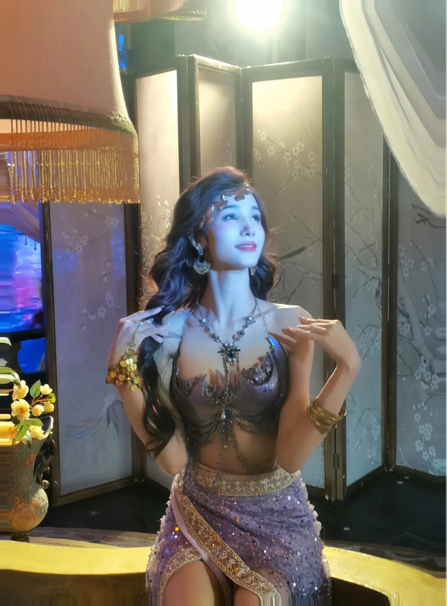 喜欢看新疆舞蹈的宝宝今天官方活动一点半。