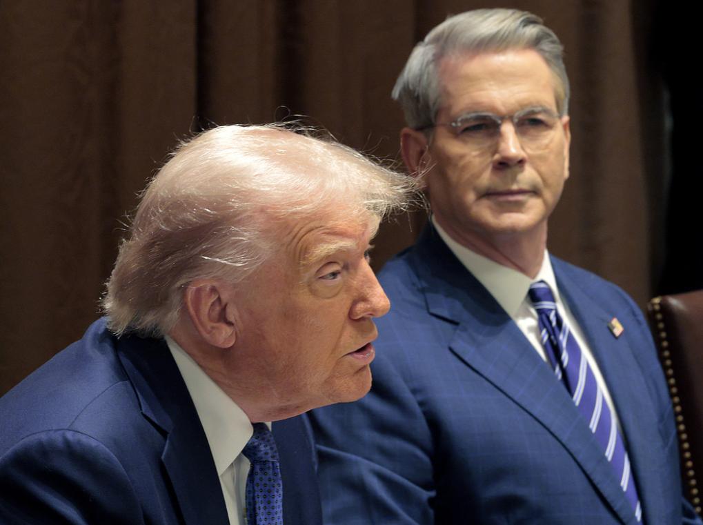 [浮云]特朗普官宣访华后，法德急抢访华席位

中美第五轮经贸磋商在北京落下帷幕时