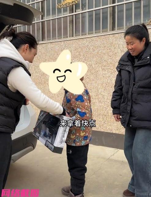 河南周口发生一段令人感动的事，事情的原委为九岁的孩子，和自己七十多岁爷爷的生活一