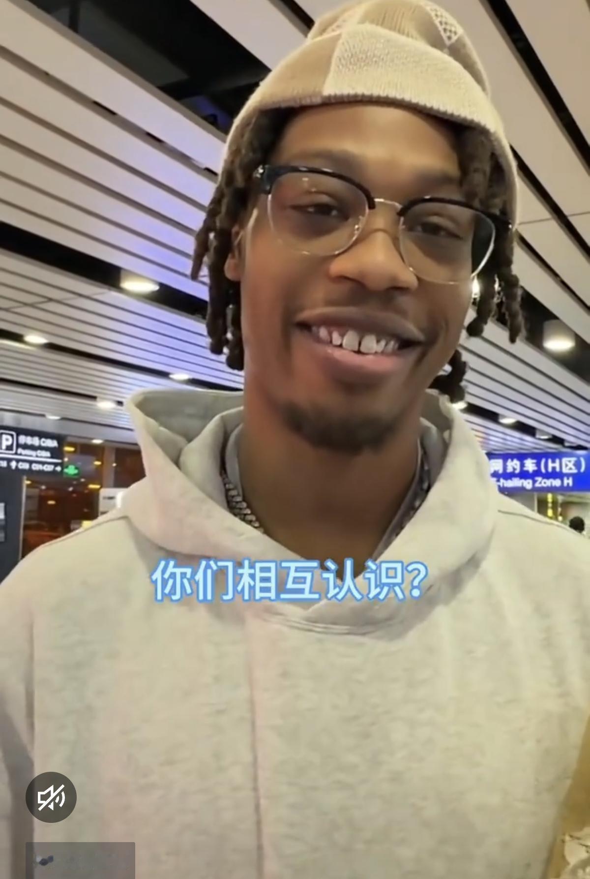 北京北汽签约新小外威廉姆斯，听说是位身体素质炸裂，堪比山西小外迪亚洛的一位小外接