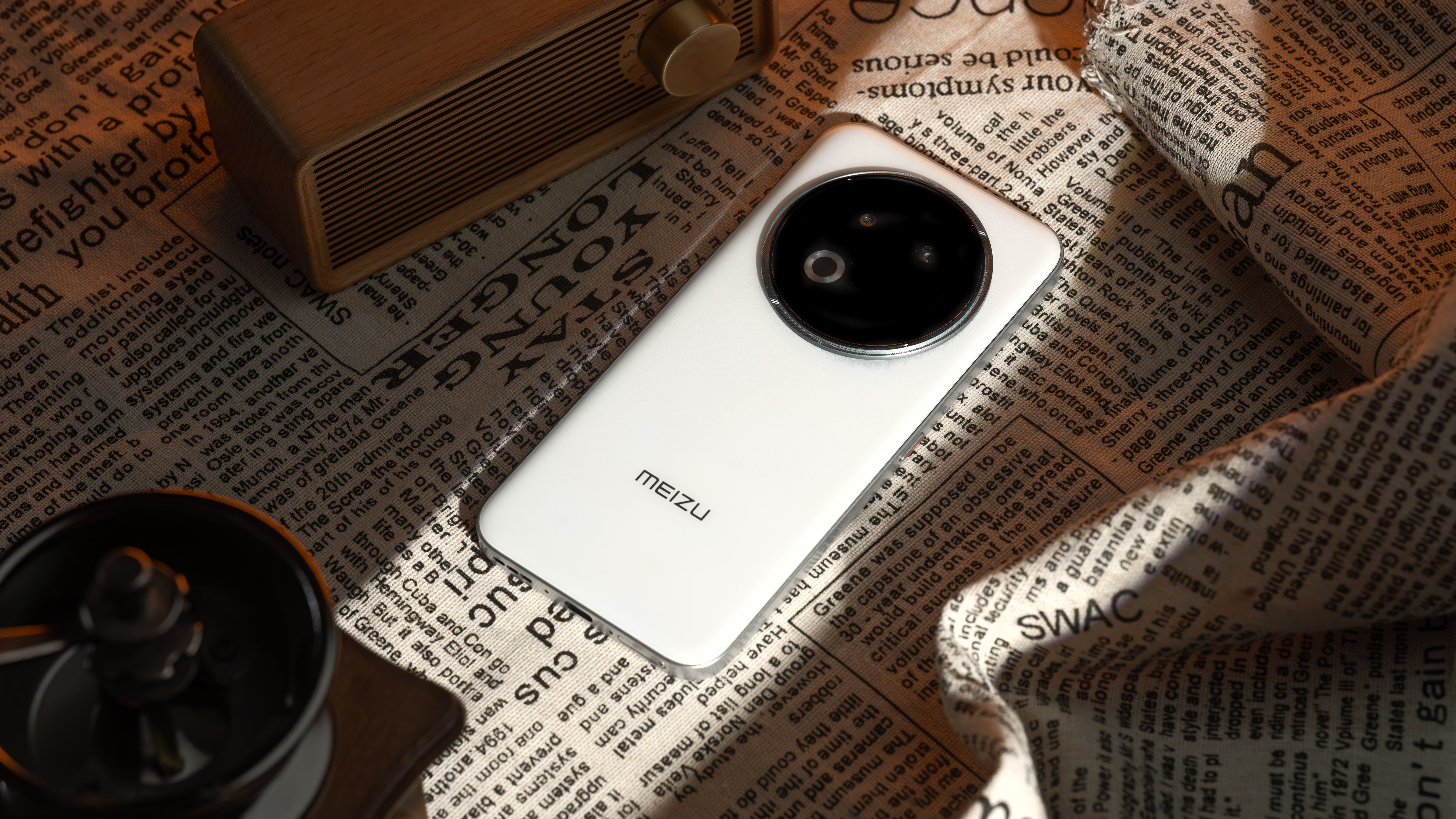 肉眼可见的质感，你敢信这是一台千元机？[笑而不语]魅族Note16 Pro，防水