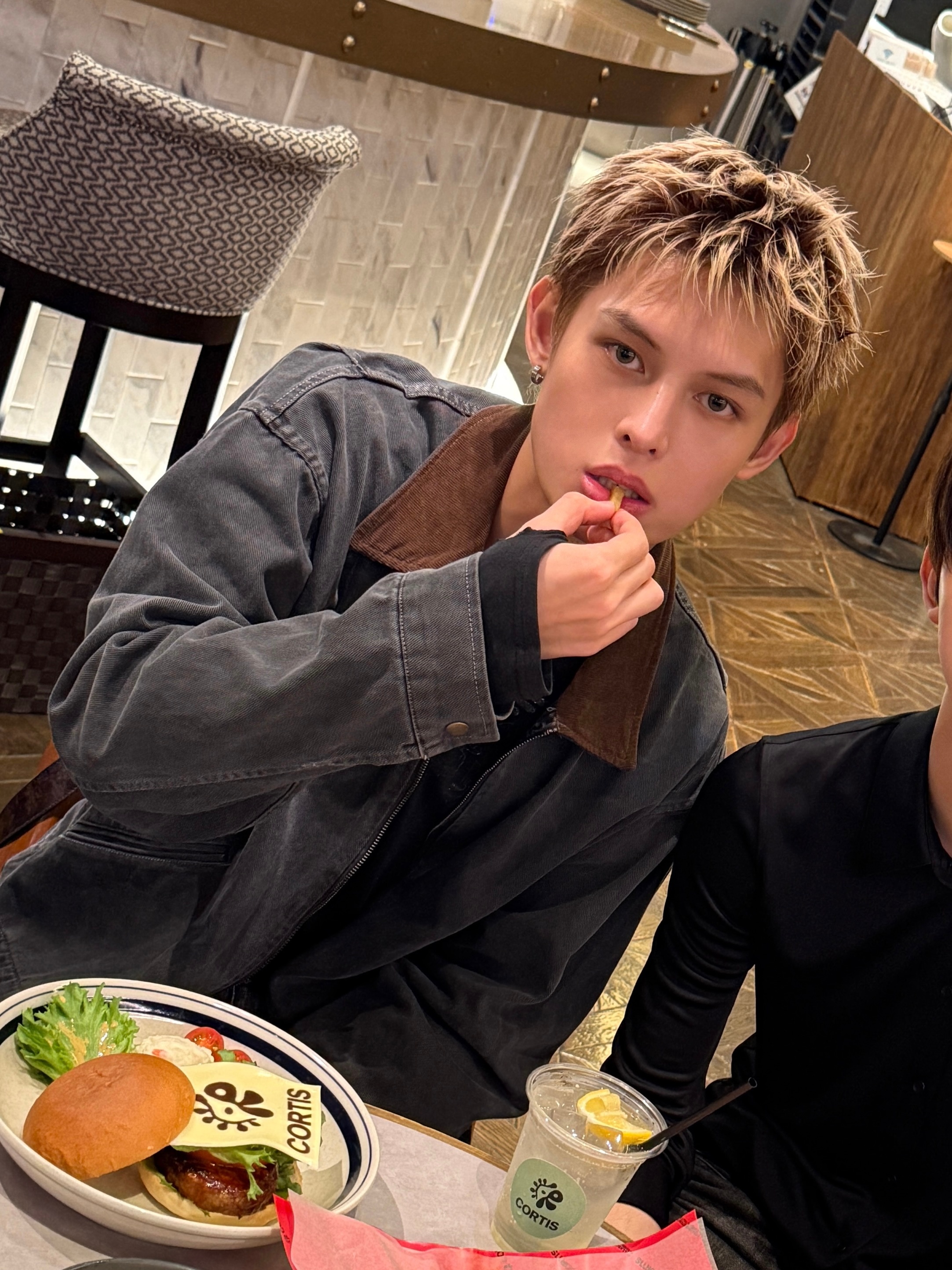260909｜【Ig】cortis今天要帅几次🤤 专栏 · JAMSENDIN