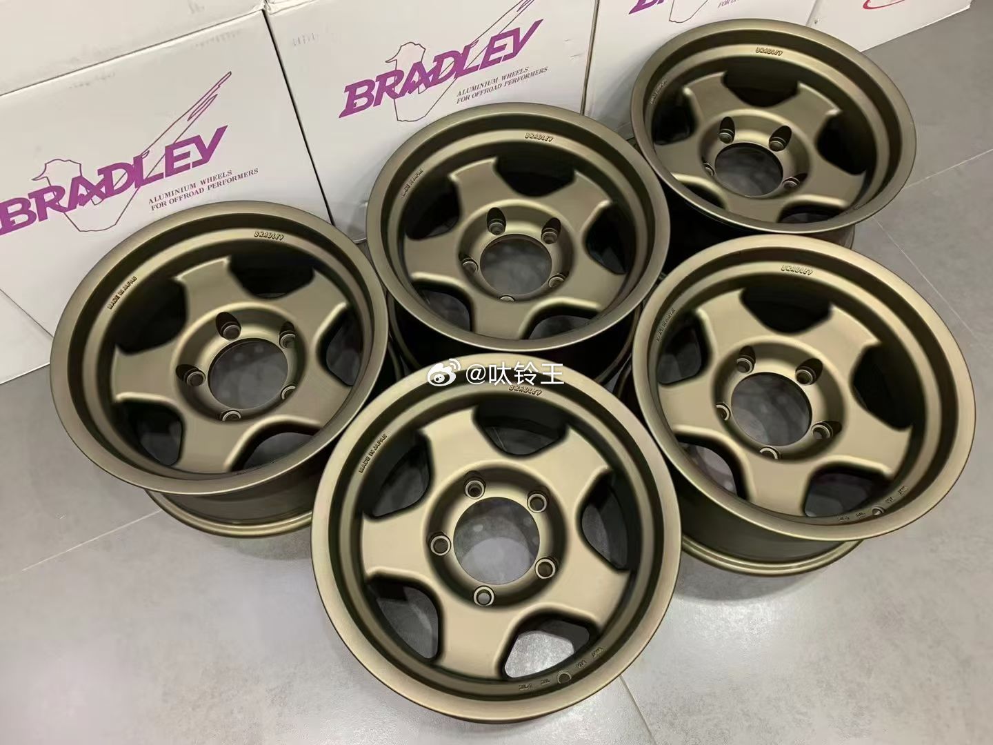 海皇Bradley V 升高数据16*8.0J et-25 5h150枪灰色 古