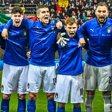 这是一项非常棒的举措……今晚意大利对阵北爱尔兰的比赛，将为盲人和视障球迷提供远程