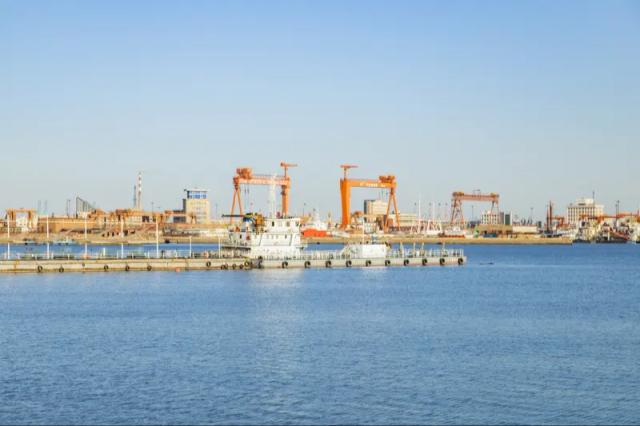 渤海船厂新动向：外媒研判095型核潜艇下水，X型尾舵成关键标志

据法媒《海军新