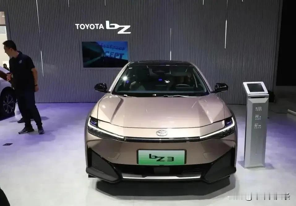 我们国内真实收入曝光！！ 
一、月薪不到3500块的占59.66%; 二、每月3