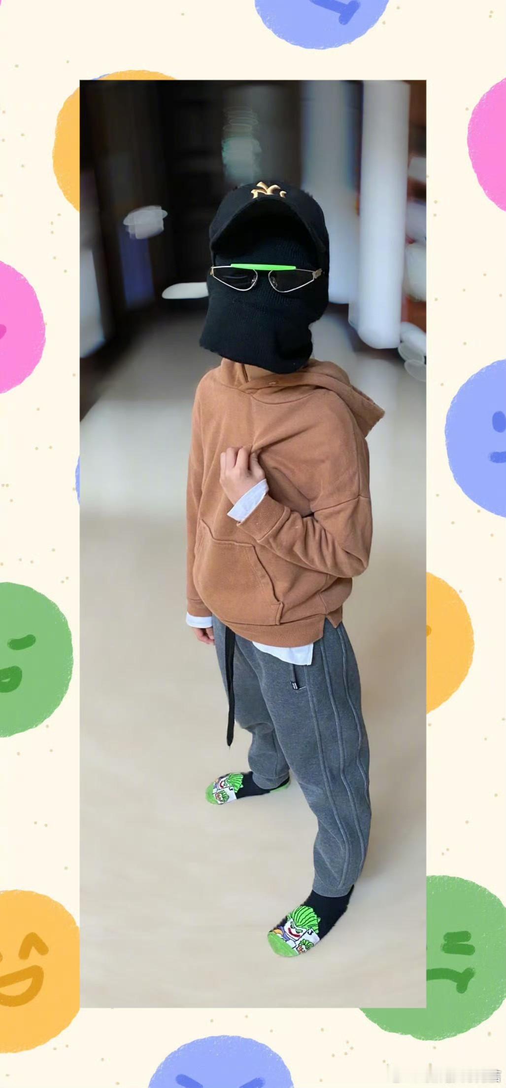刘芸拍照为儿子庆生刘芸为Jagger庆生的动态好真实！孩子大了不爱拍照是常态，她