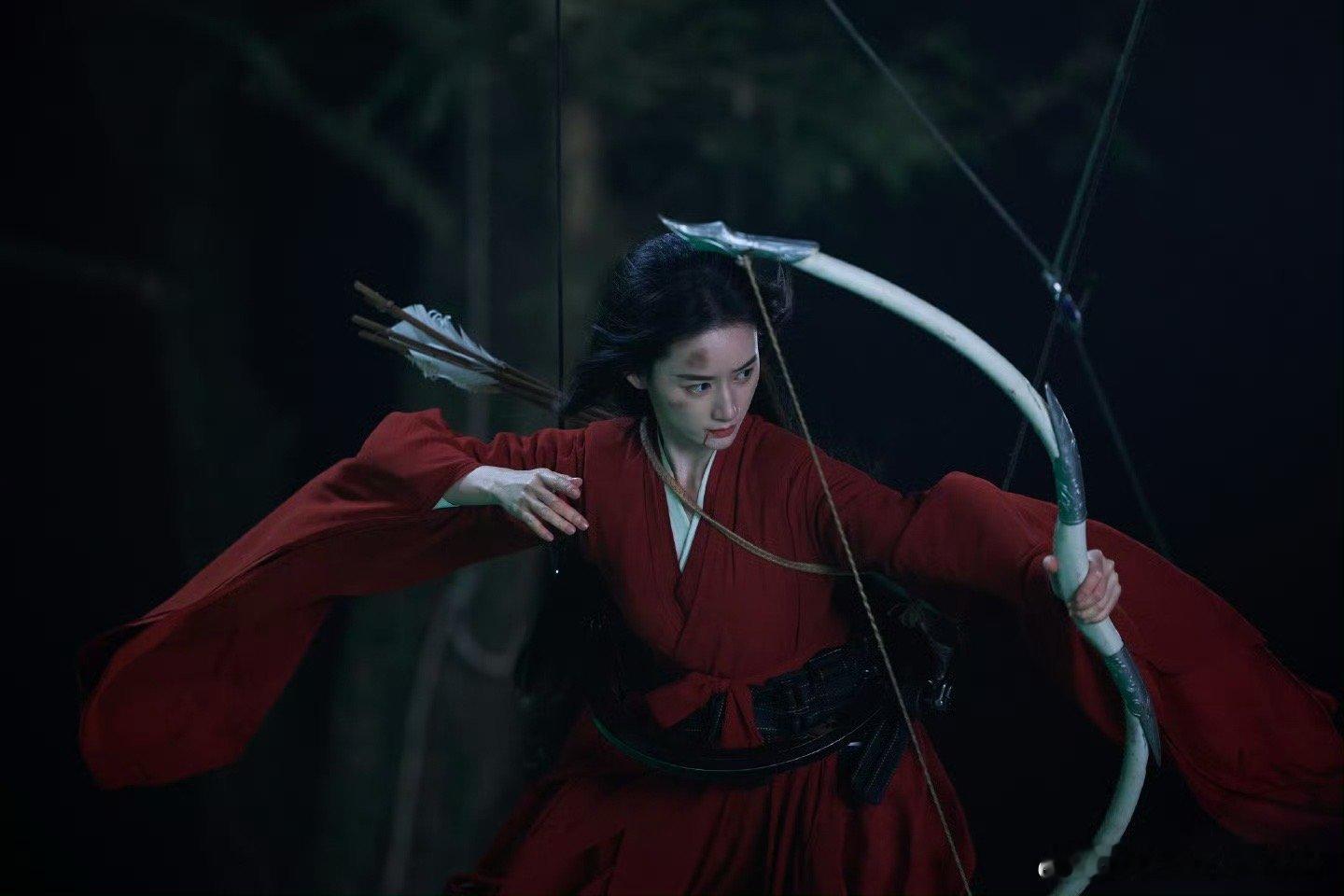 郭晓婷新剧嫁衣变战袍每天都被这个郭晓婷给帅到，姐姐又酷又飒！新剧嫁衣变战袍，竟然