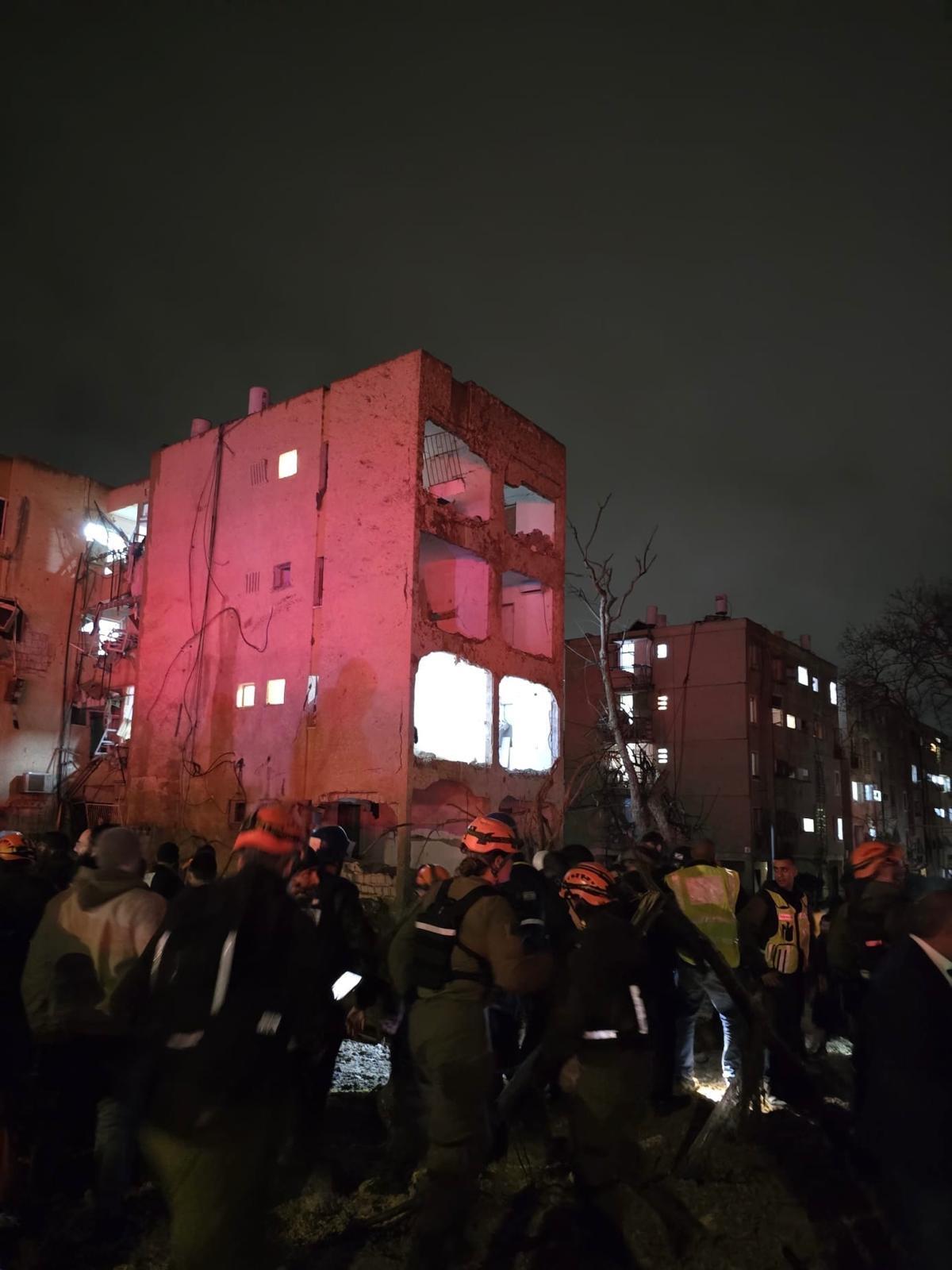 伊朗这一轮“真实承诺-4”打到现在，已经第七十五轮了。二十四小时之内，重型导弹接