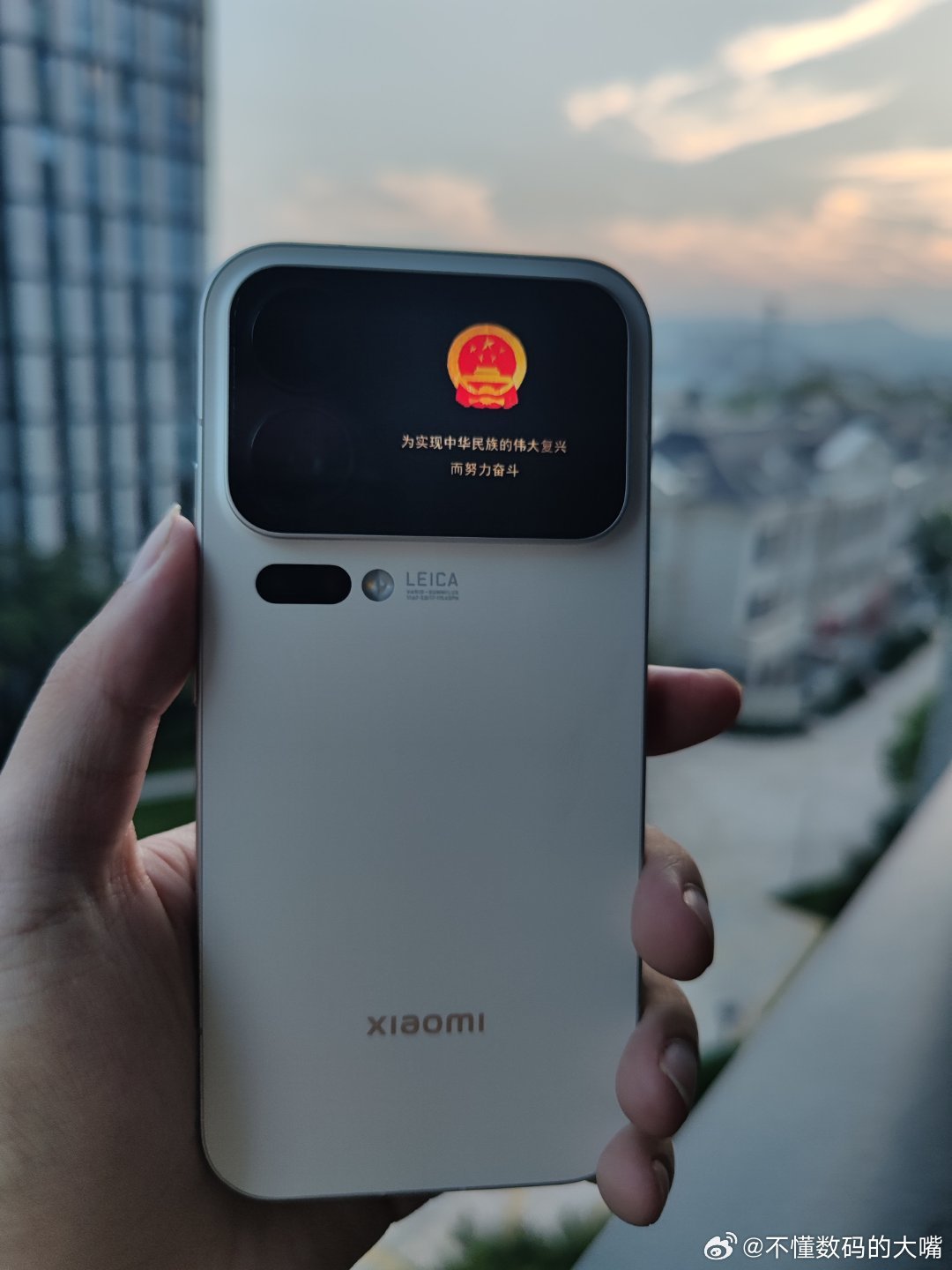 小米17卖的好，感觉最近友商“营销预算”又上调了。[二哈] ​​​