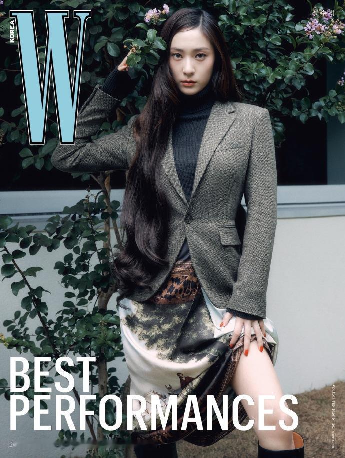W KOREA 10月刊封面人物 郑秀晶郑秀晶
贵气那本身